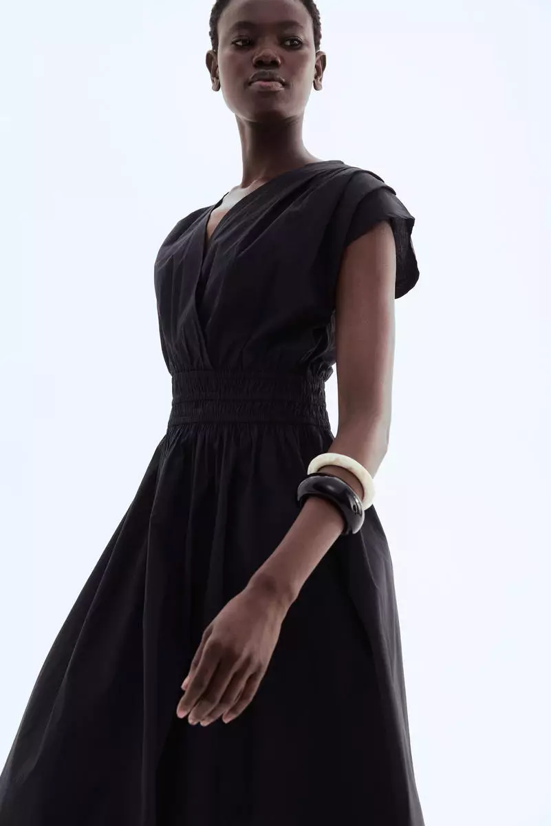 h&m black smock dress The Smock Dress