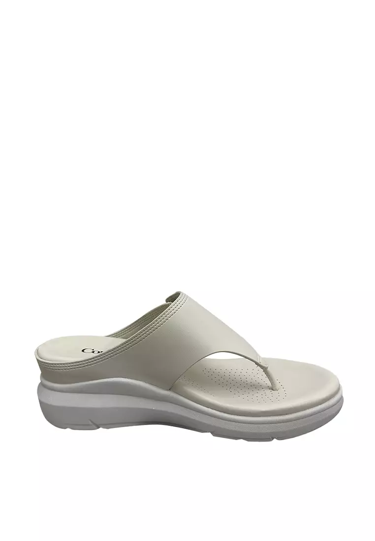 Discount on Comfort Plus by Predictions  shoes - SKU: Women's Laurie Low Wedge