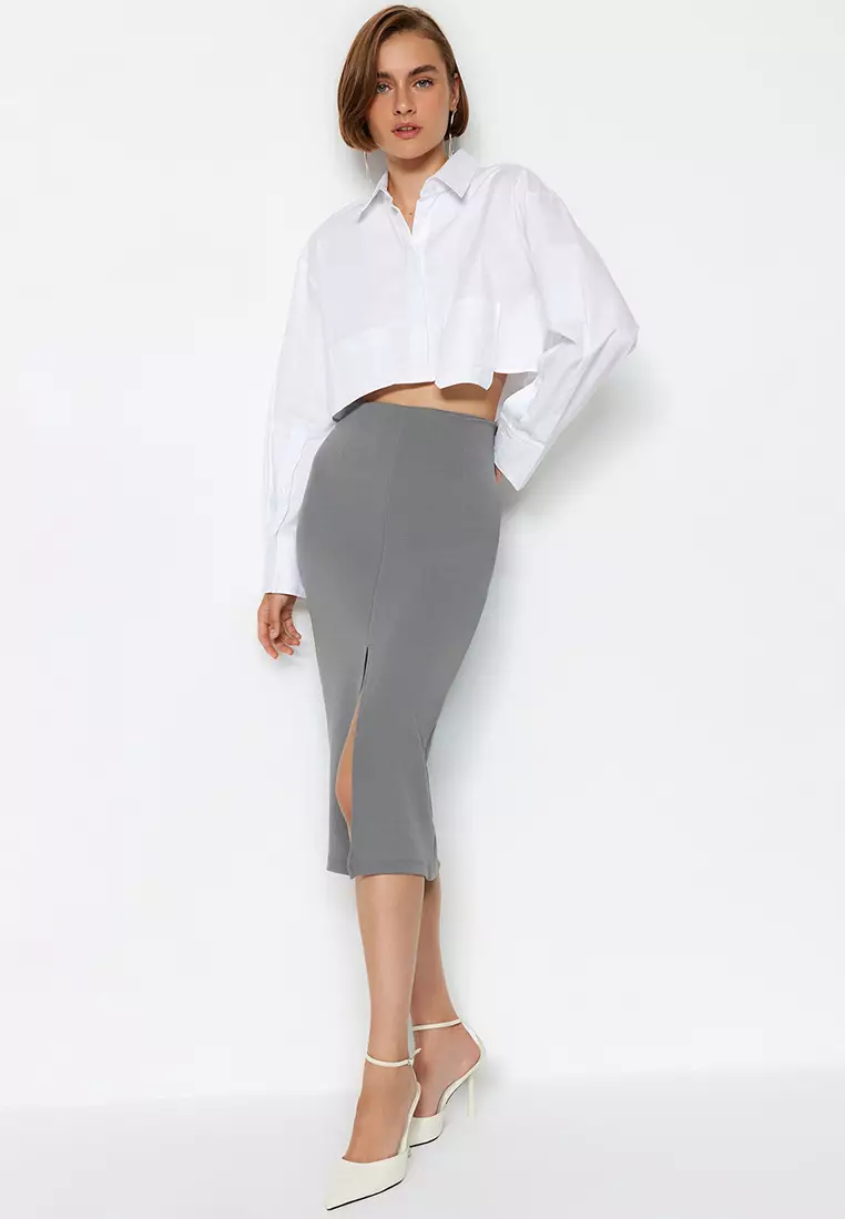 Textured Crepe Knitted Skirt