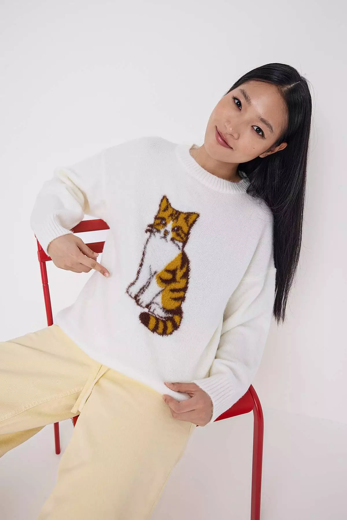Teen Ecru*001 Cat Embroidered Crew Neck Knitwear Sweater