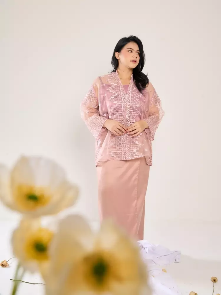 xtramiles Ladies top ayara party top kebaya dusty pink