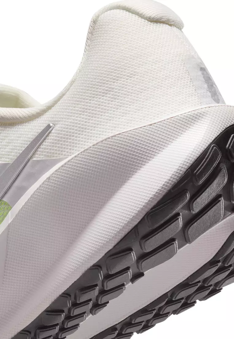 Downshifter 13 Road Running Shoes