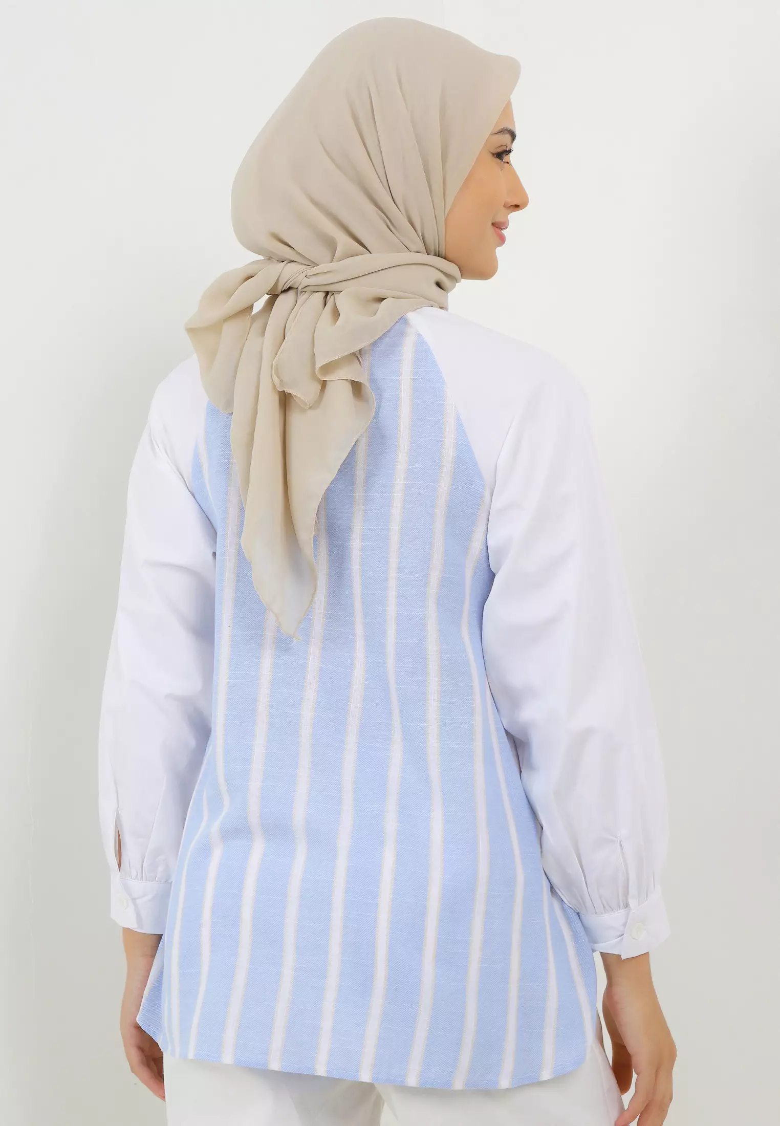 MFMW Azucena Atasan Blouse Biru Motif Salur