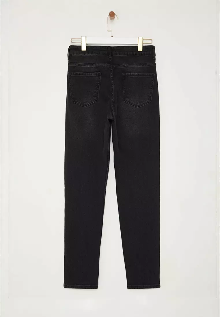 Essential Fit Denim Jeans