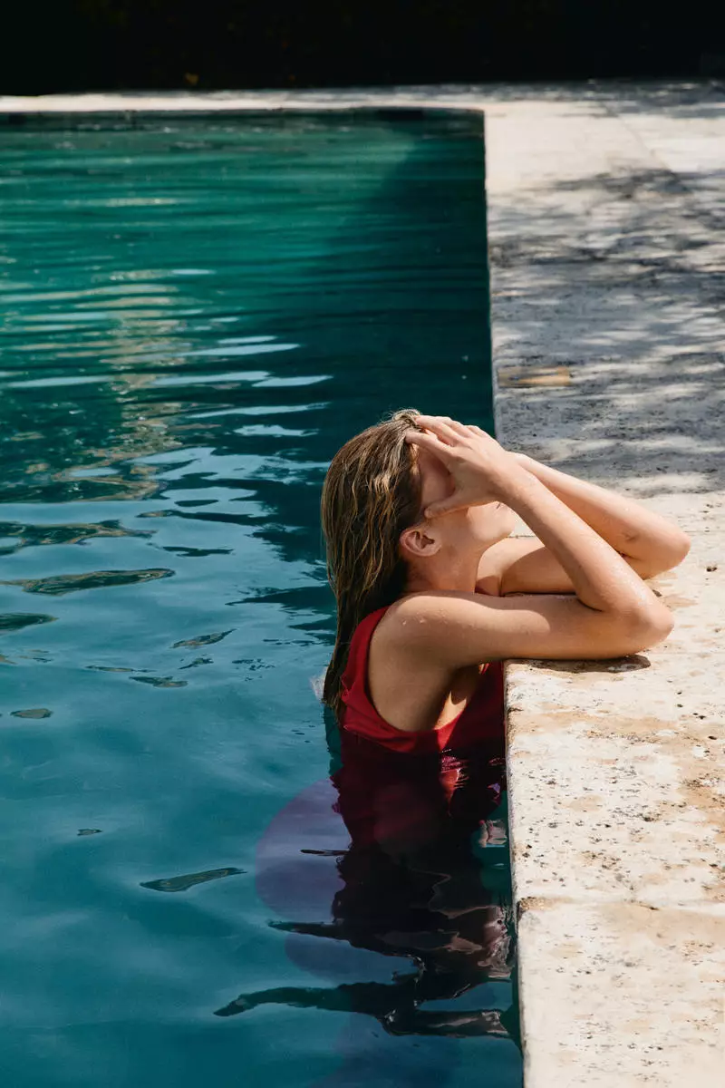 Bodycon dress with scarf