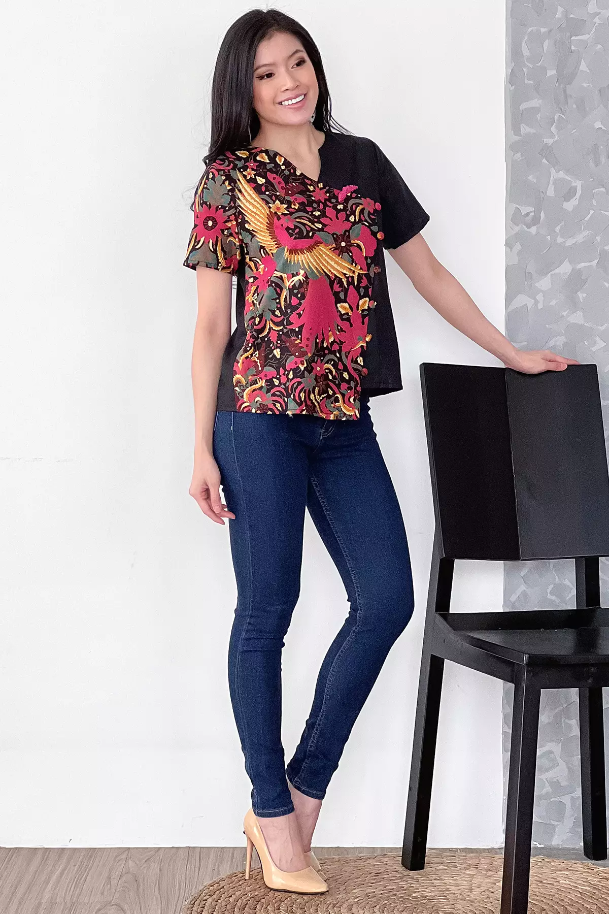 Kinanthi Merpati Blouse Batik