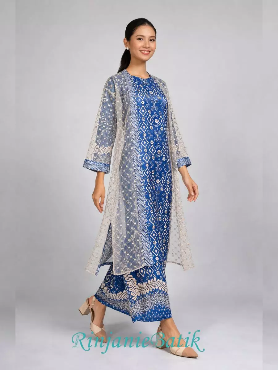 Rinjanie Batik - GMOT BR - Gamis Outer Raya Dynamic Blue - Batik Cap