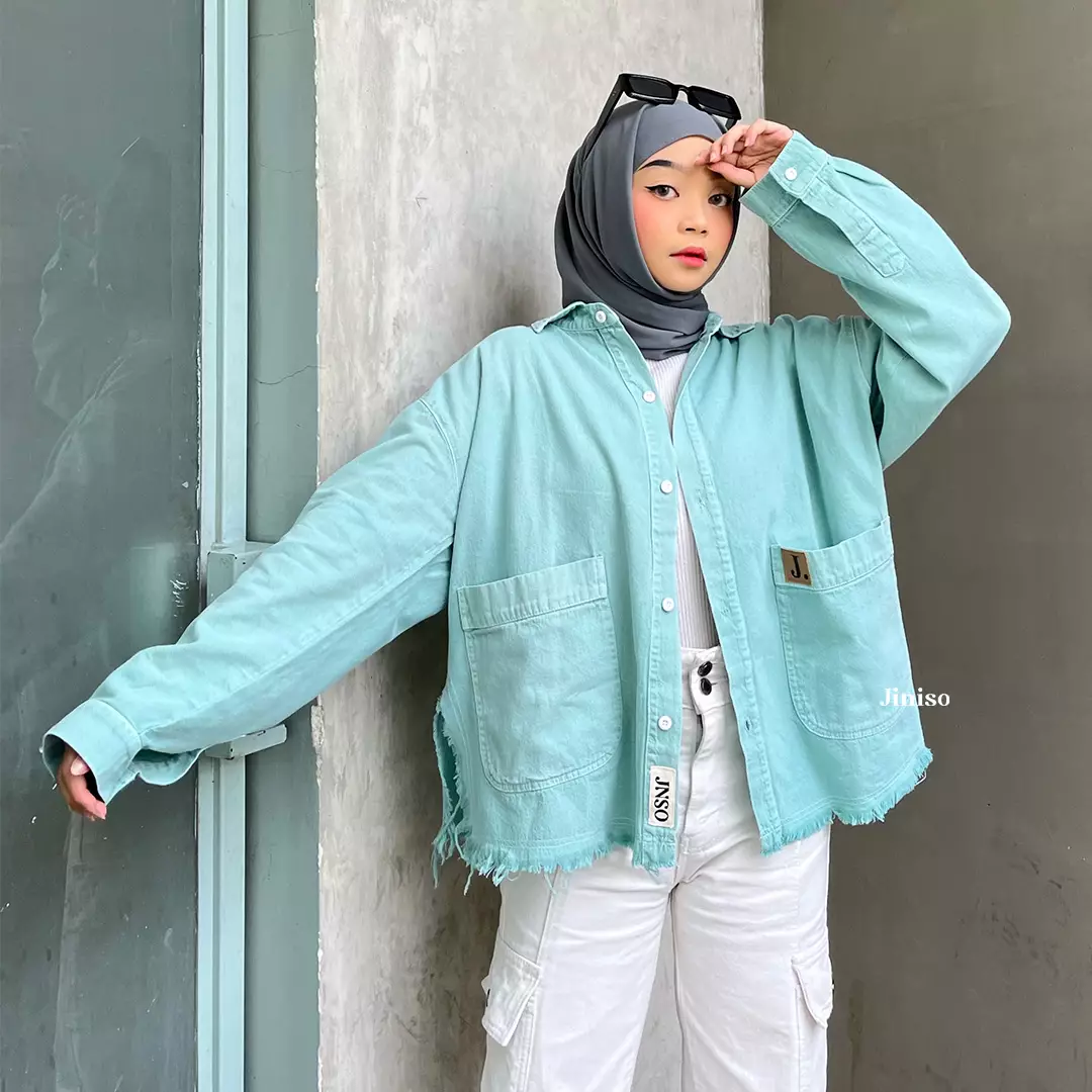 Kemeja Denim Raw Matcha Mint Pocket Oversize Unisex HYPER ACTIVE