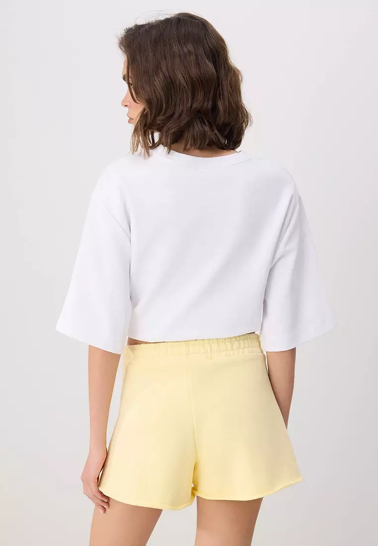 Yellow Plain Regular Waist Wide Leg Short 3-Thread Combed Cotton Knitted Shorts & Bermuda Twoss26Sr224