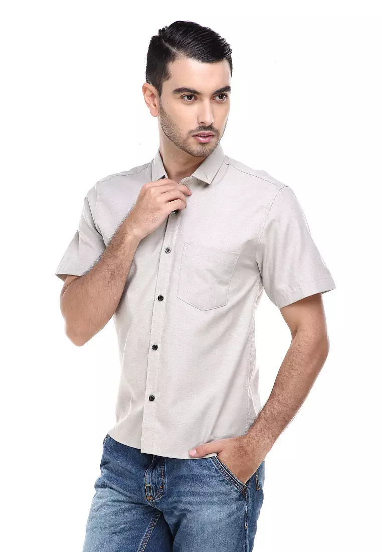 Dwan Casual Shirt Kemeja Polos Pria Lengan Pendek Kasual Formal Material Cotton ORIGINAL - Cream
