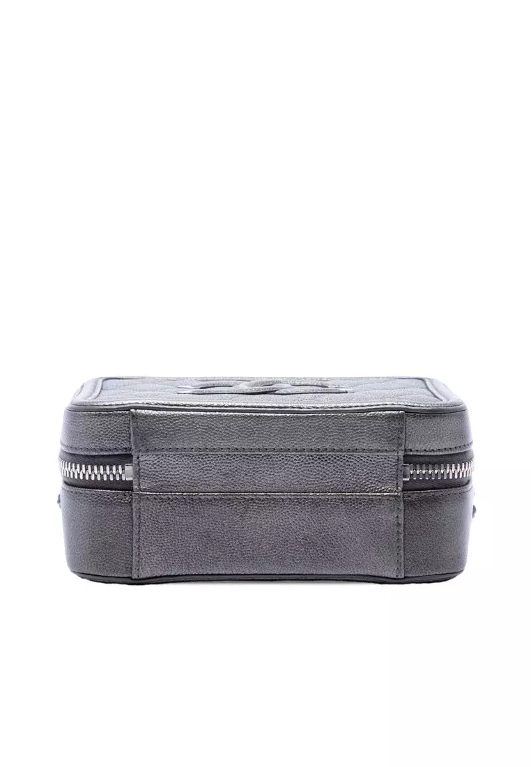 Pre-Loved Chanel Small Metallic Caviar Cc Filigree Vanity Case