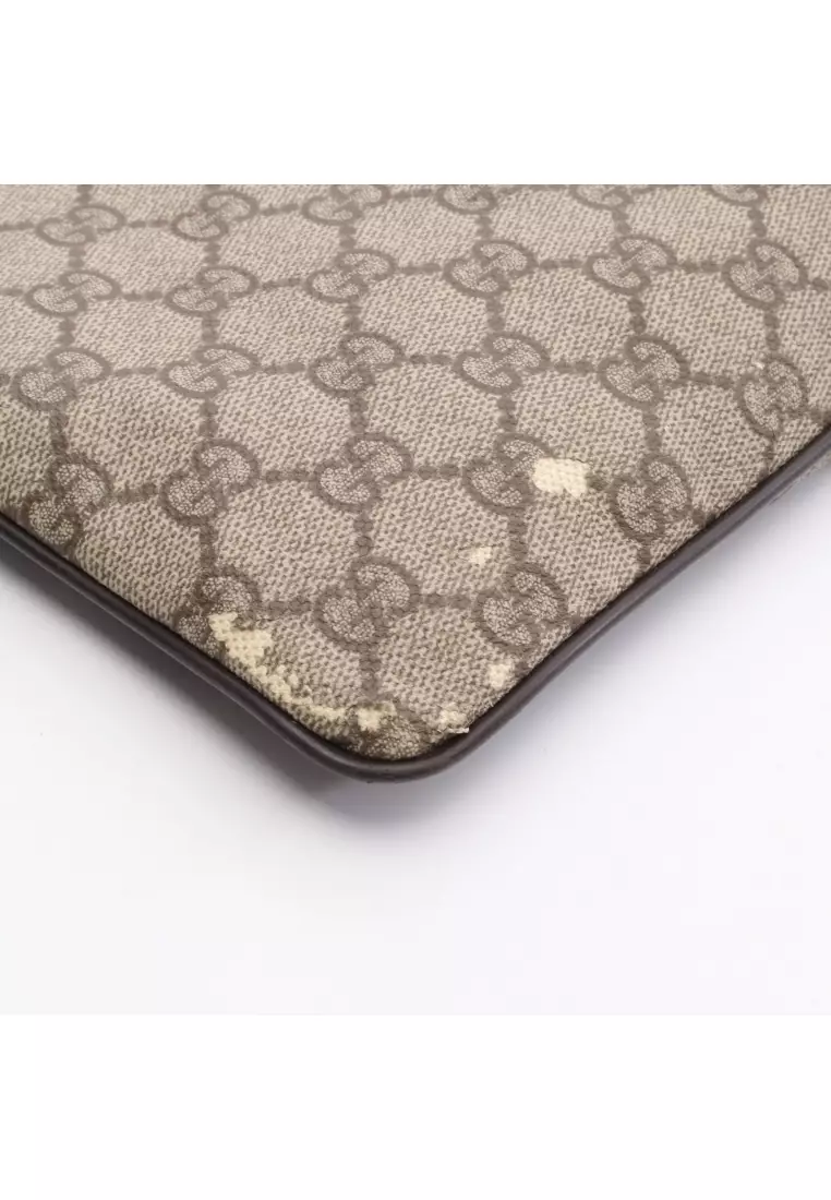 Pre-Loved Gucci GG Plus Shoulder bag PVC leather beige Brown