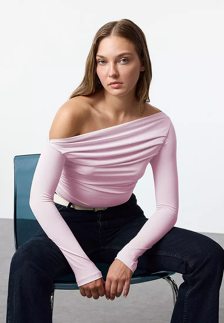 Pink Gathered/Draped Detailed Fitted Long Sleeve Flexible Knitted Blouse