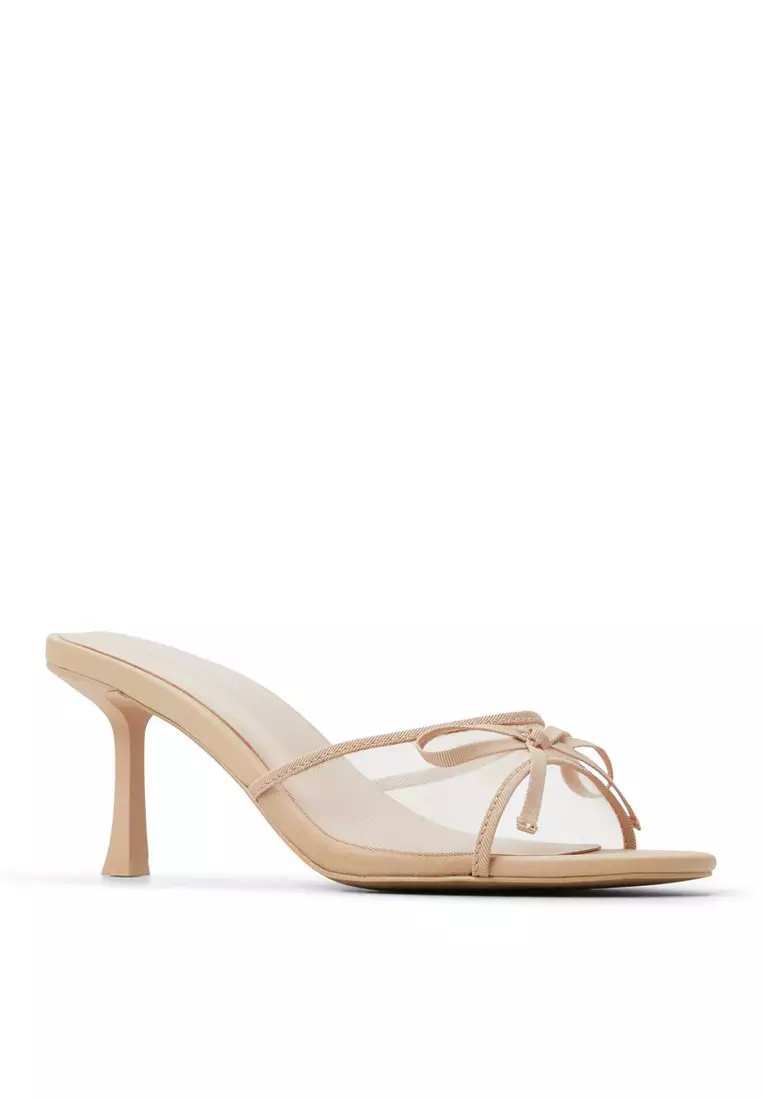 Bettiie Heels