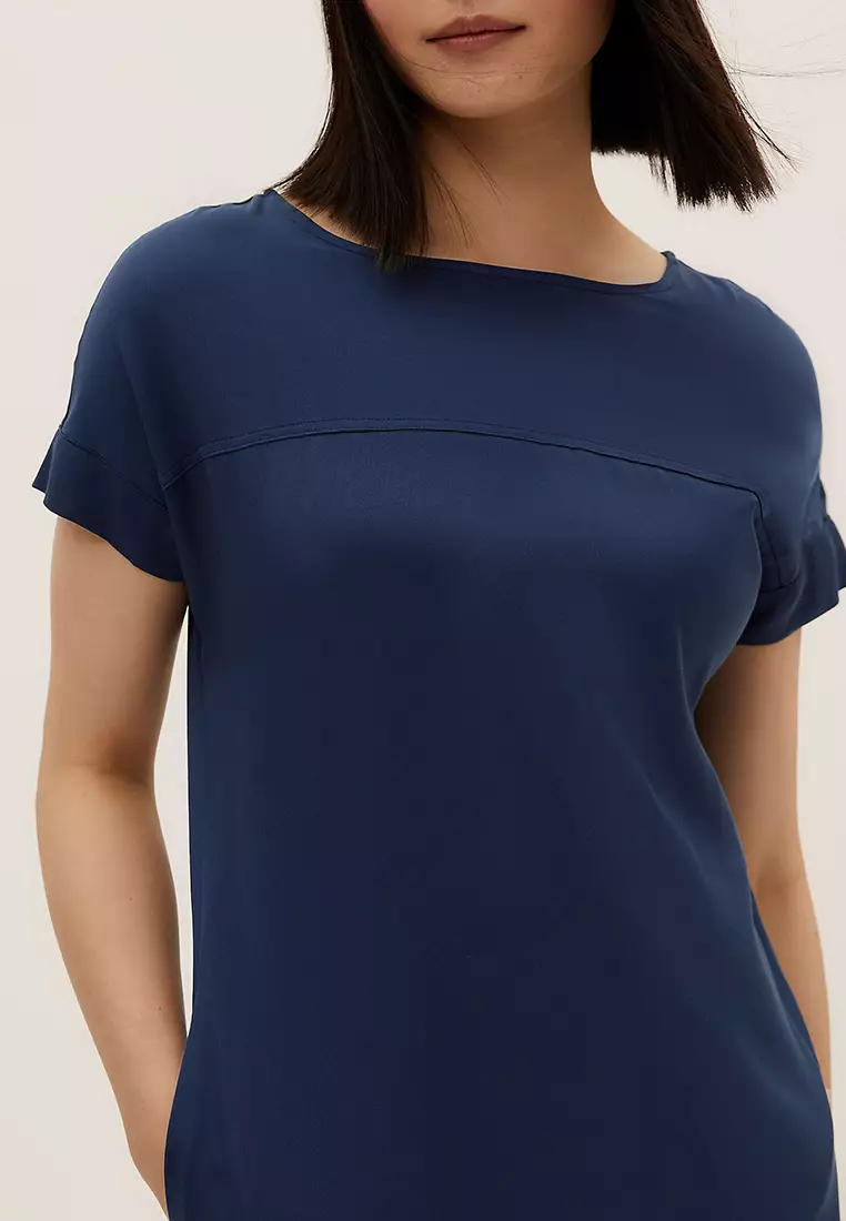 Round Neck Knee Length Shift Dress