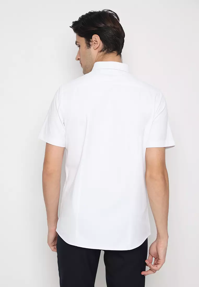 Jobb Elton Kemeja Pria Lengan Pendek Slim Fit Putih