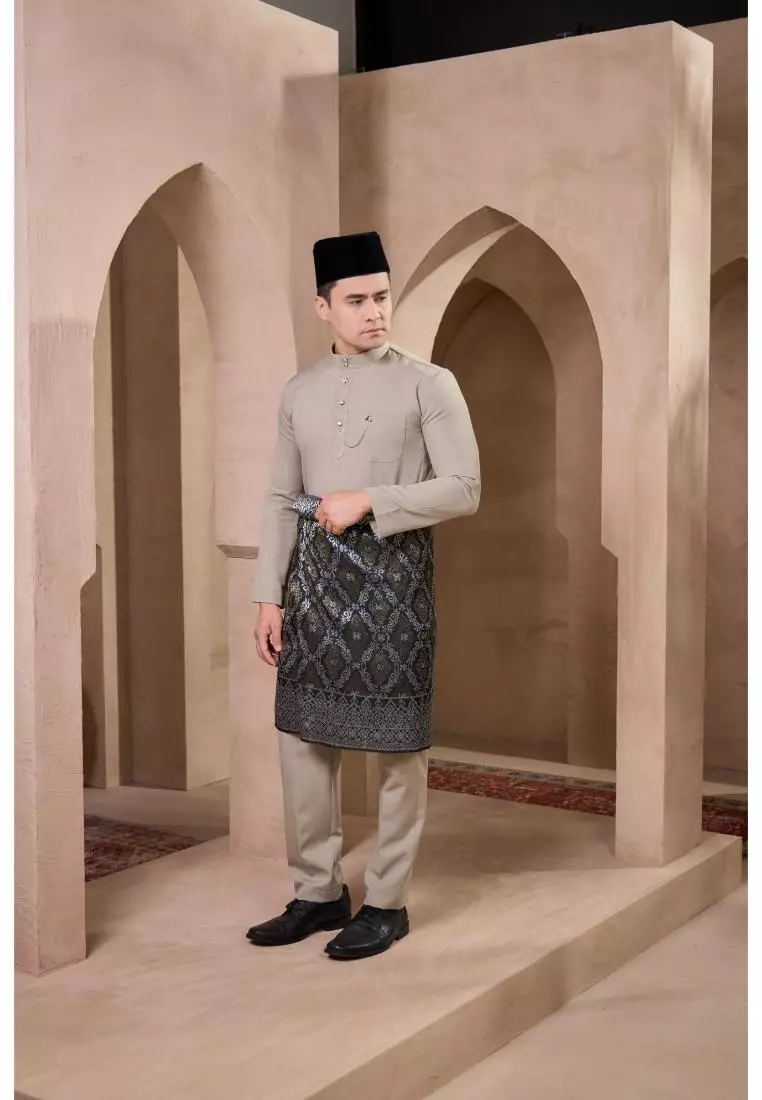 Baju Melayu Mahkota