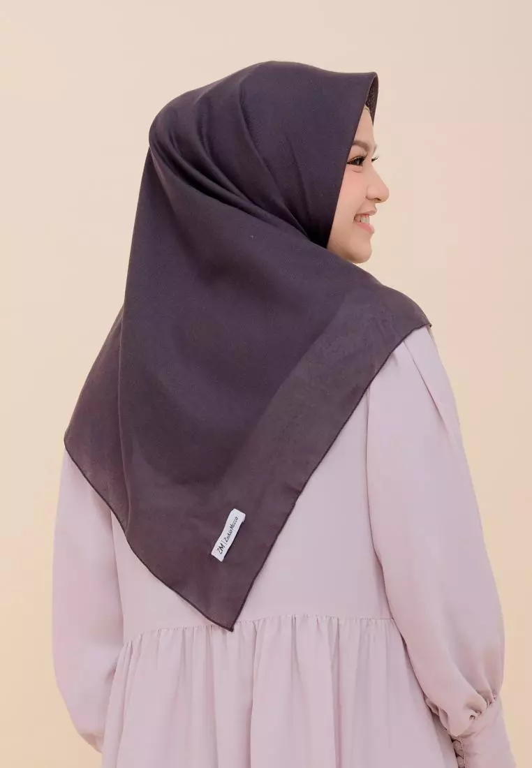 ZM Zaskia Mecca - Sadi Ocean Shadow Hijab Kerudung Segi Empat