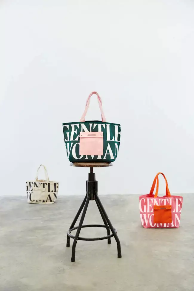 GW Painted Wall Tote Green