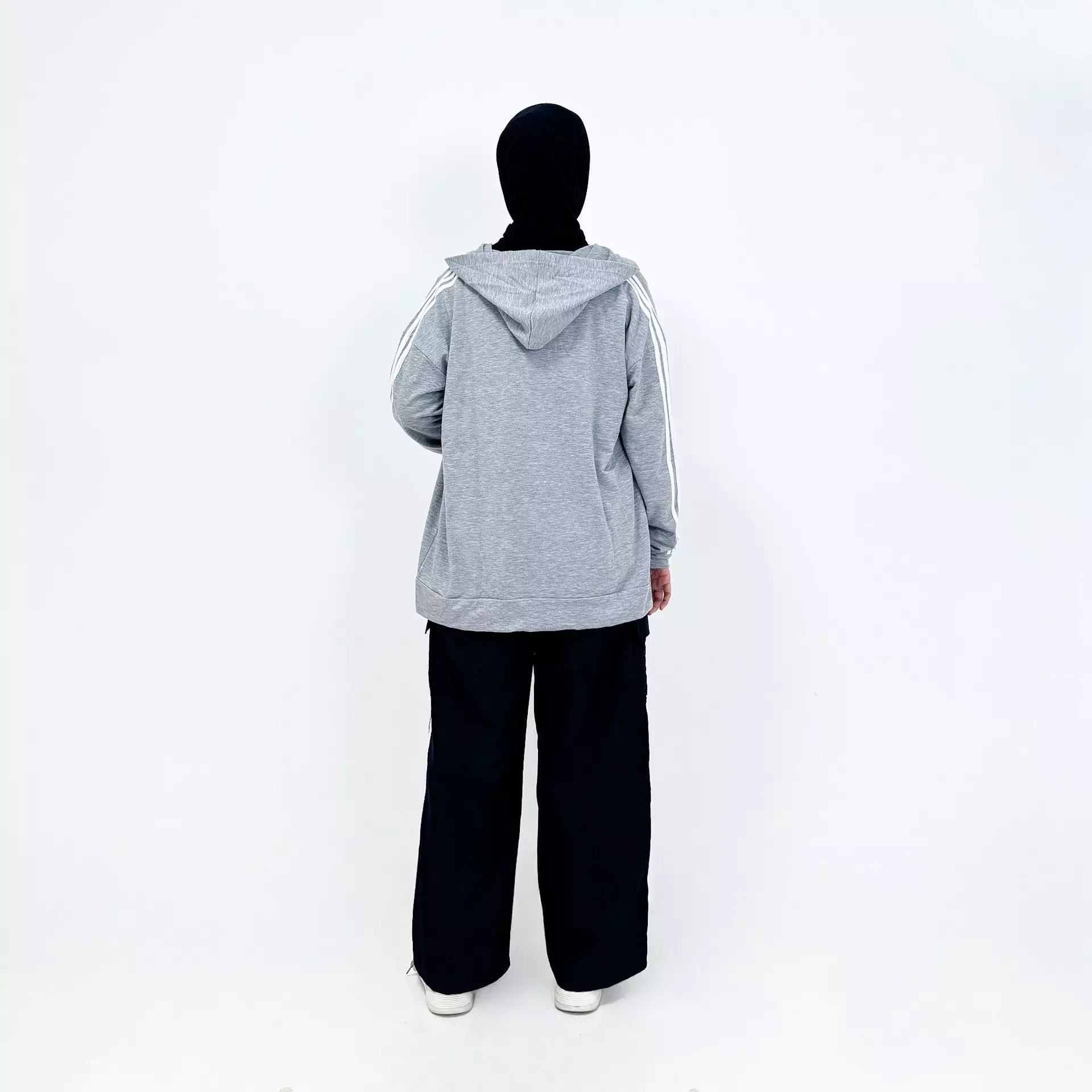 Set Sporty Jacket Manda GREY BLACK Setelan Baju Olahraga