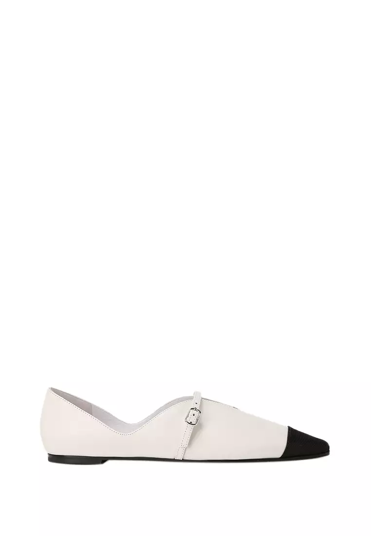 Discount on Beracamy  shoes - SKU: Beracamy V-Slit Mary Jane Flat - White / Black