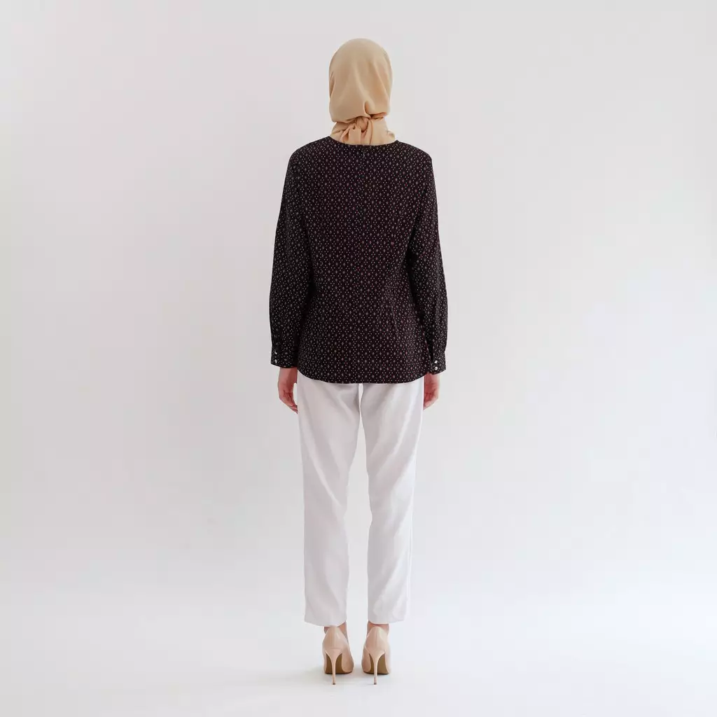 Dahlia Blouse In Black Print