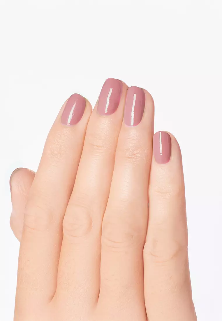 Suzi Calls The Paparazzi