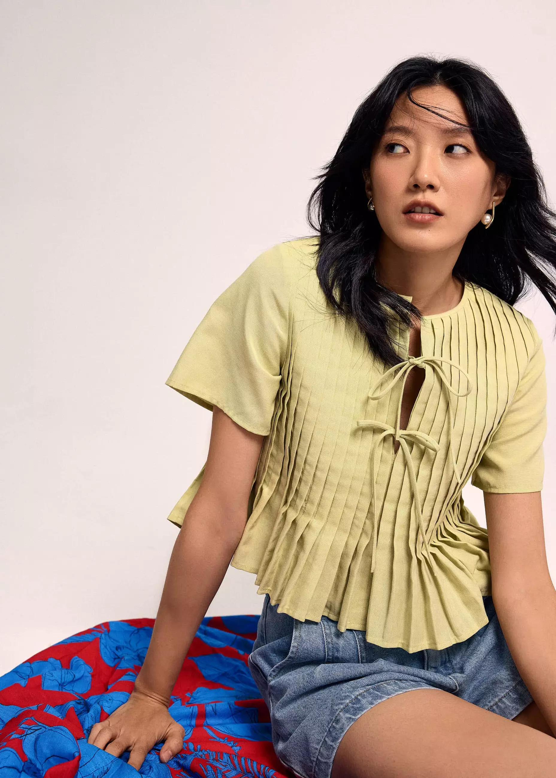 Atasan Wanita - Oxford Pintuck Notched Peplum Top