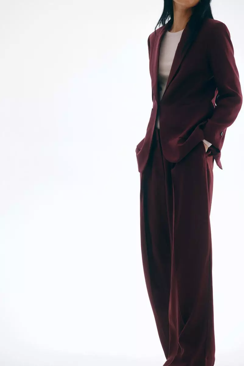 Wide tailored trousers