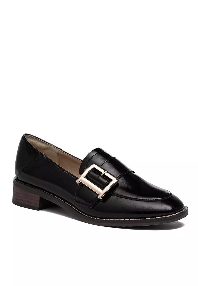 Buckle Strap Glossy Leather Loafers TH128-8