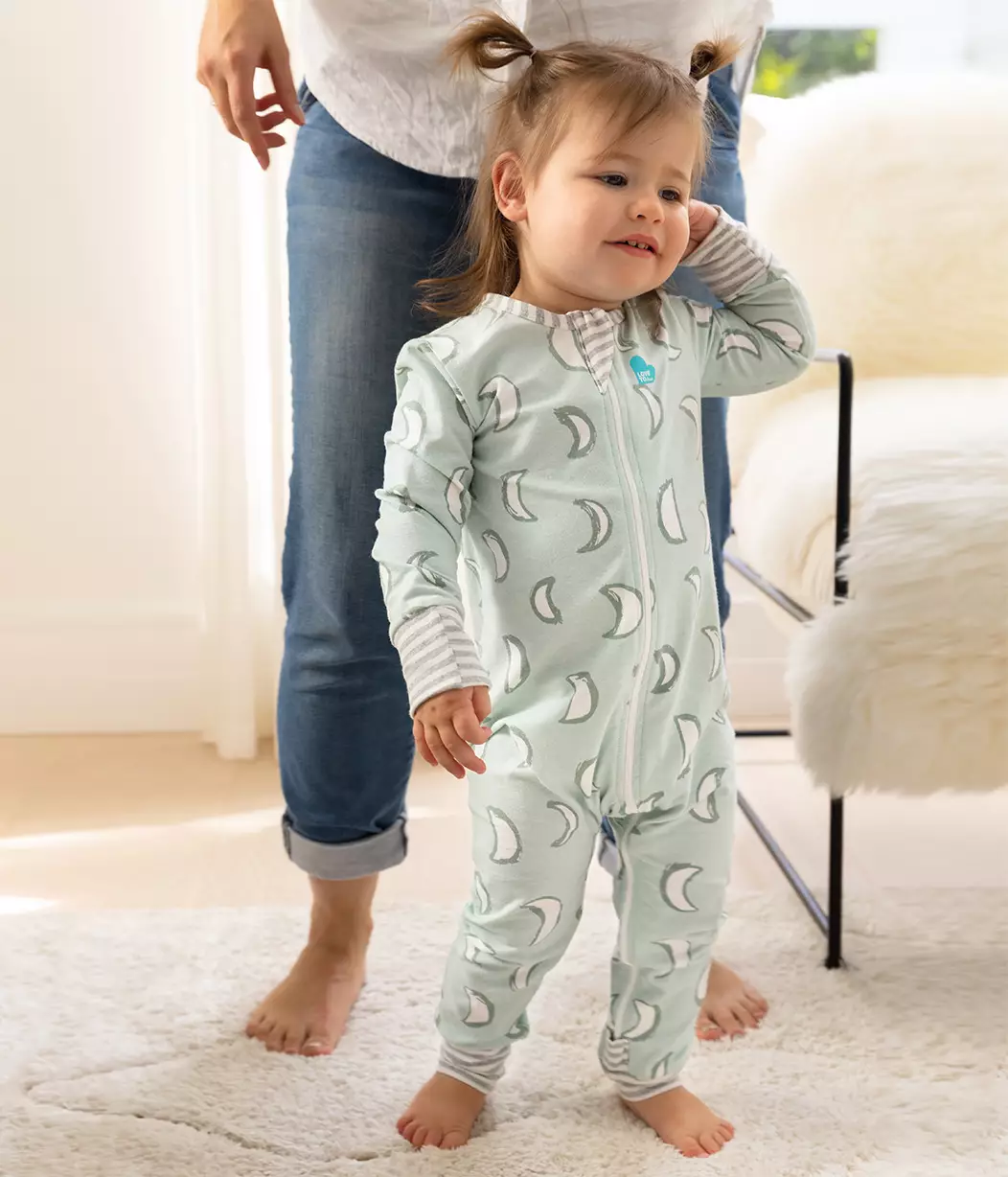 Love To Dream Footless Romper Eclipse Olive - Pakaian Tidur Bayi Unisex (Hijau)