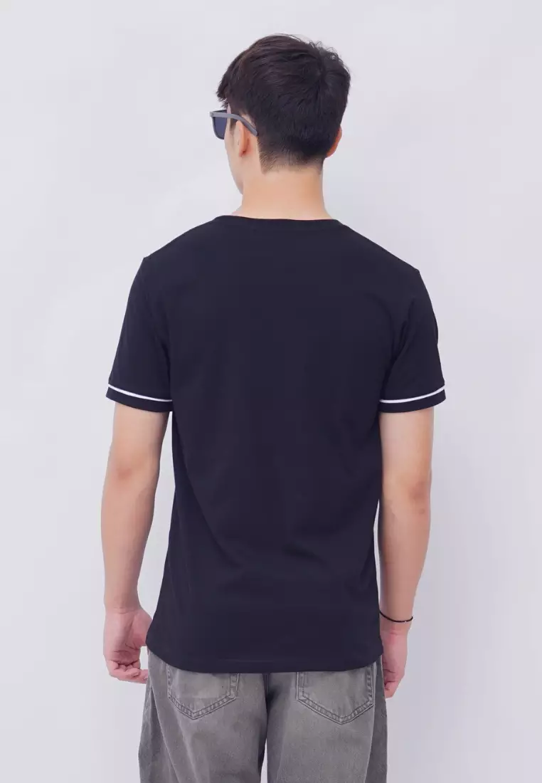 Ryusei Kaos Pria Osada Black