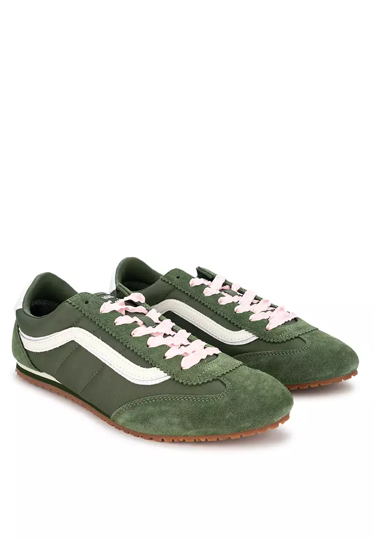 Super Lowpro Seasonal Sneakers