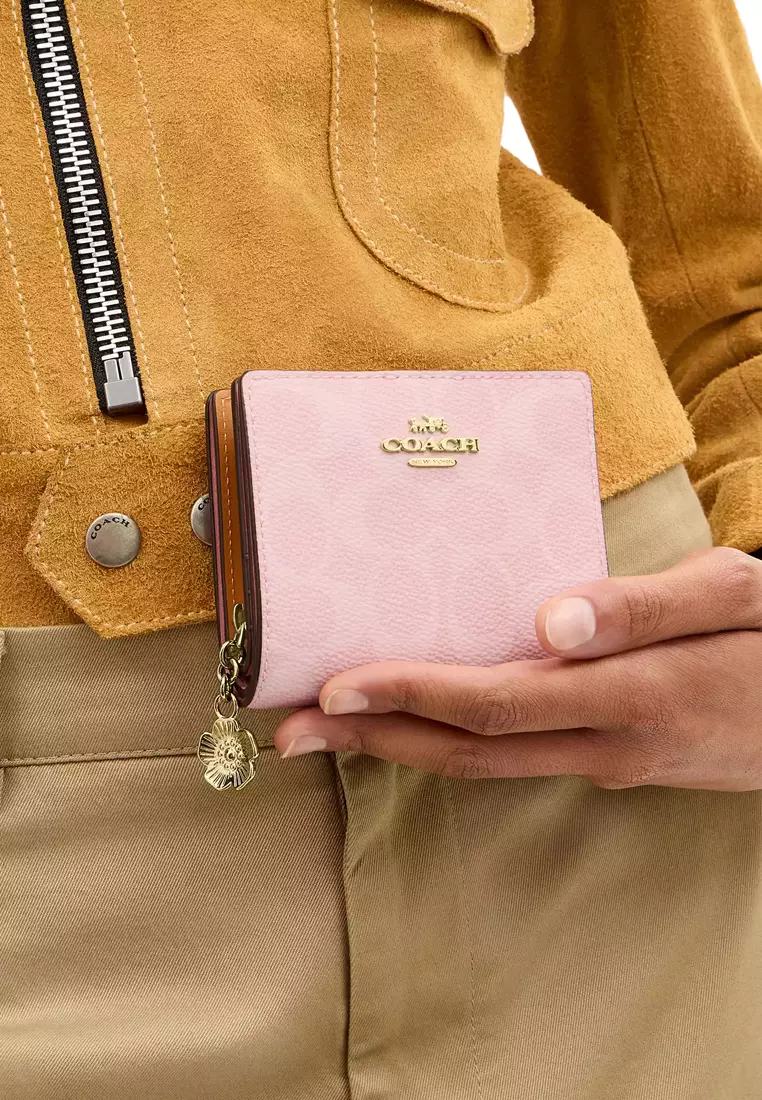 Buy Coach Snap Wallet In Signature Canvas With Charm - Powder Pink