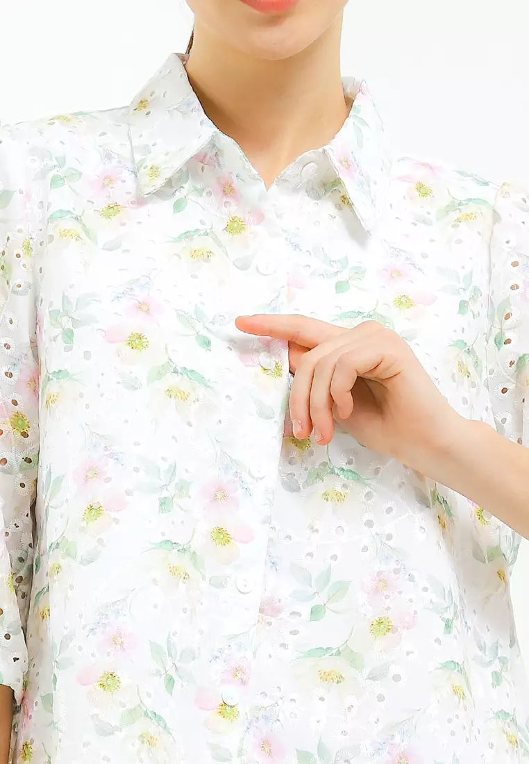 Flo Print Eyelet Hi Lo Shirt