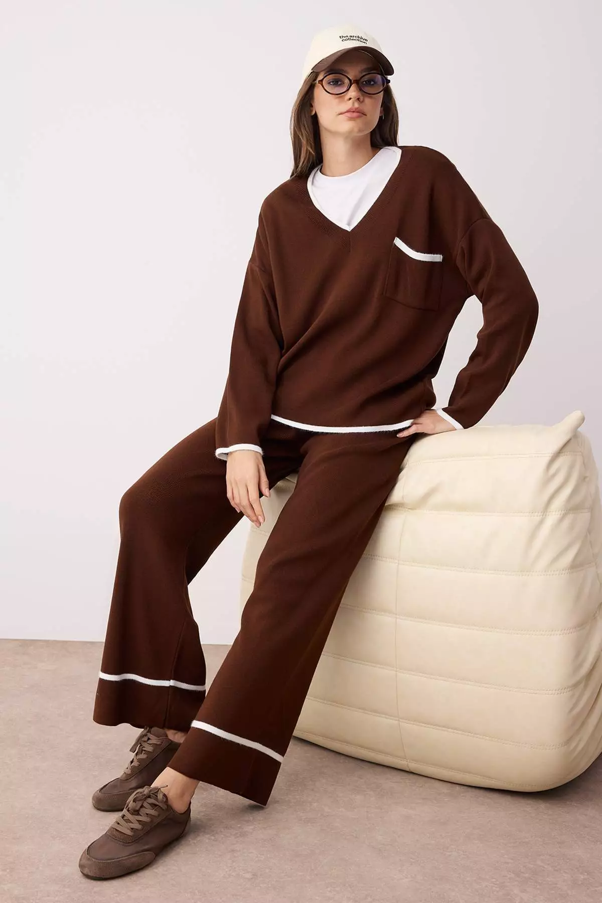 Brown Wide Fit Feather Thread Knitwear Bottom Top Set