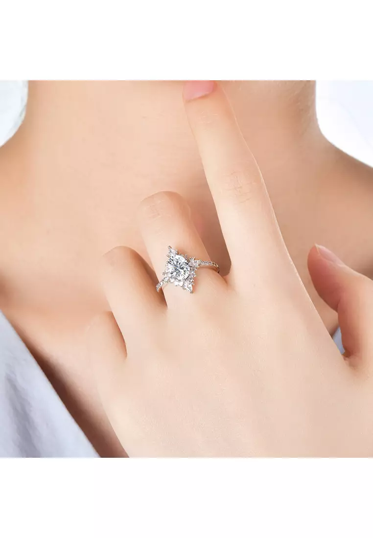 Berlian Moissanite Deesse  Ring [GRA CERTIFICATE MOISSANITE DIAMOND] - Cincin Moissanite Diamond 1.5 CT 925 Silver Celesta by Her Jewellery
