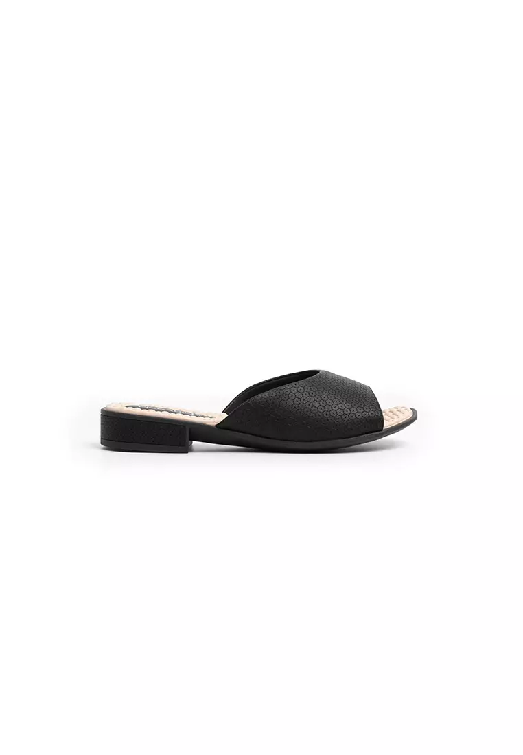 Discount on Piccadilly  shoes - SKU: Women's P590 Taila Flat Sandals