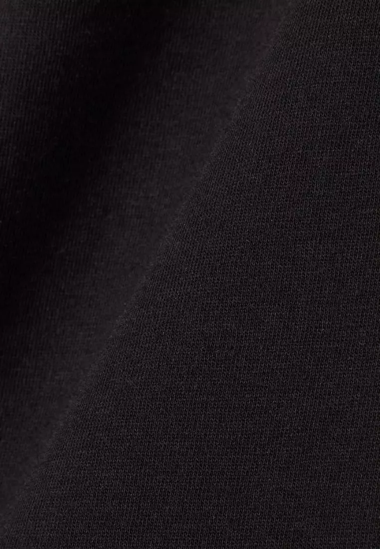 Ultra Dry Crocodile Graphic Sport T-shirt