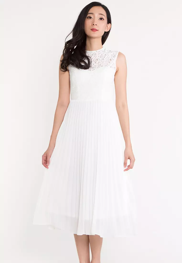 Round Neck Sleeveless Evening Dress