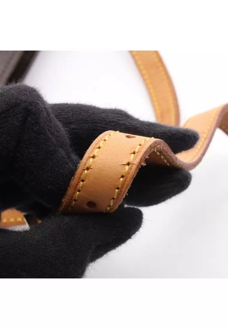 Pre-Loved Louis Vuitton Trotteur monogram Shoulder bag PVC leather Brown