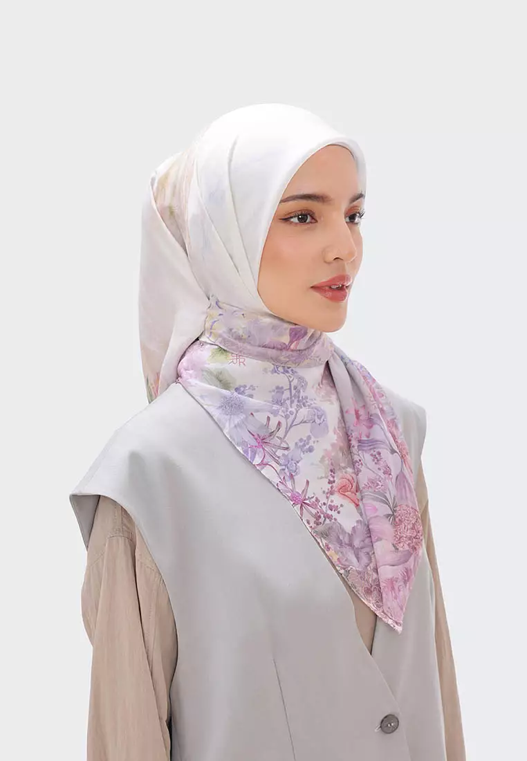 Ria Miranda Vanilla Naira Scarf