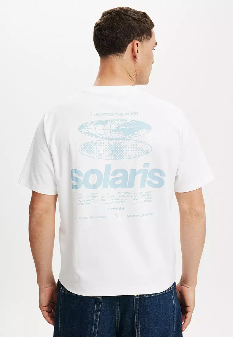 Cropped Fit Graphic T-Shirt