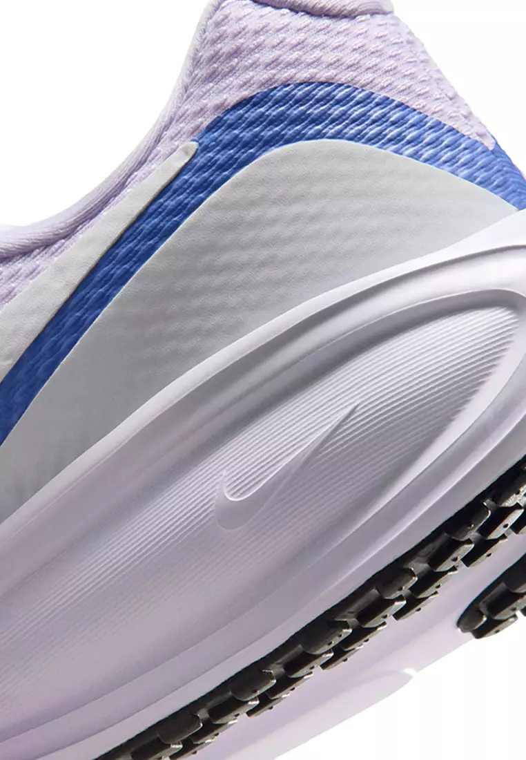Nike Revolution 8
