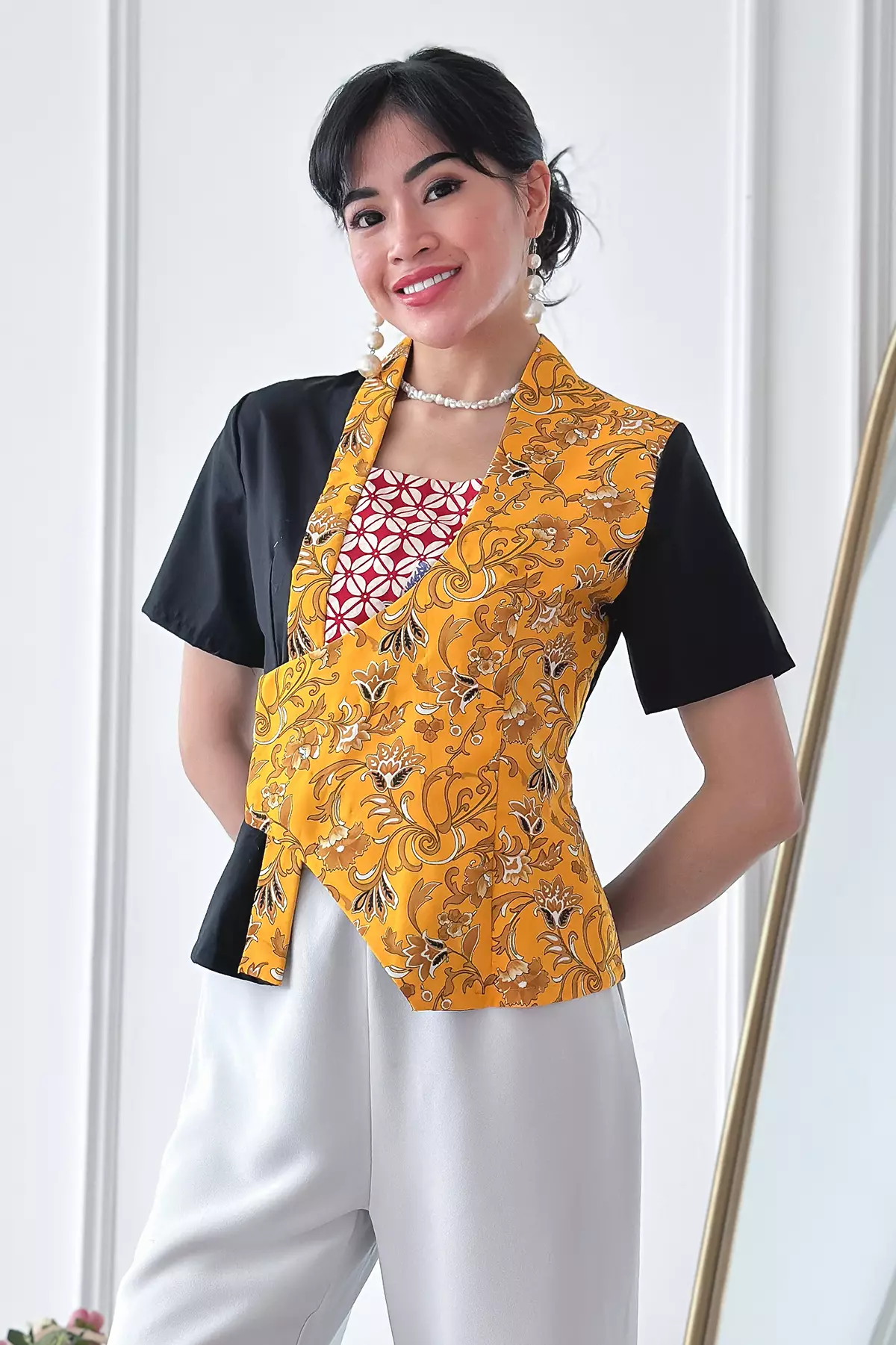 Andara Muda Kuning Blouse