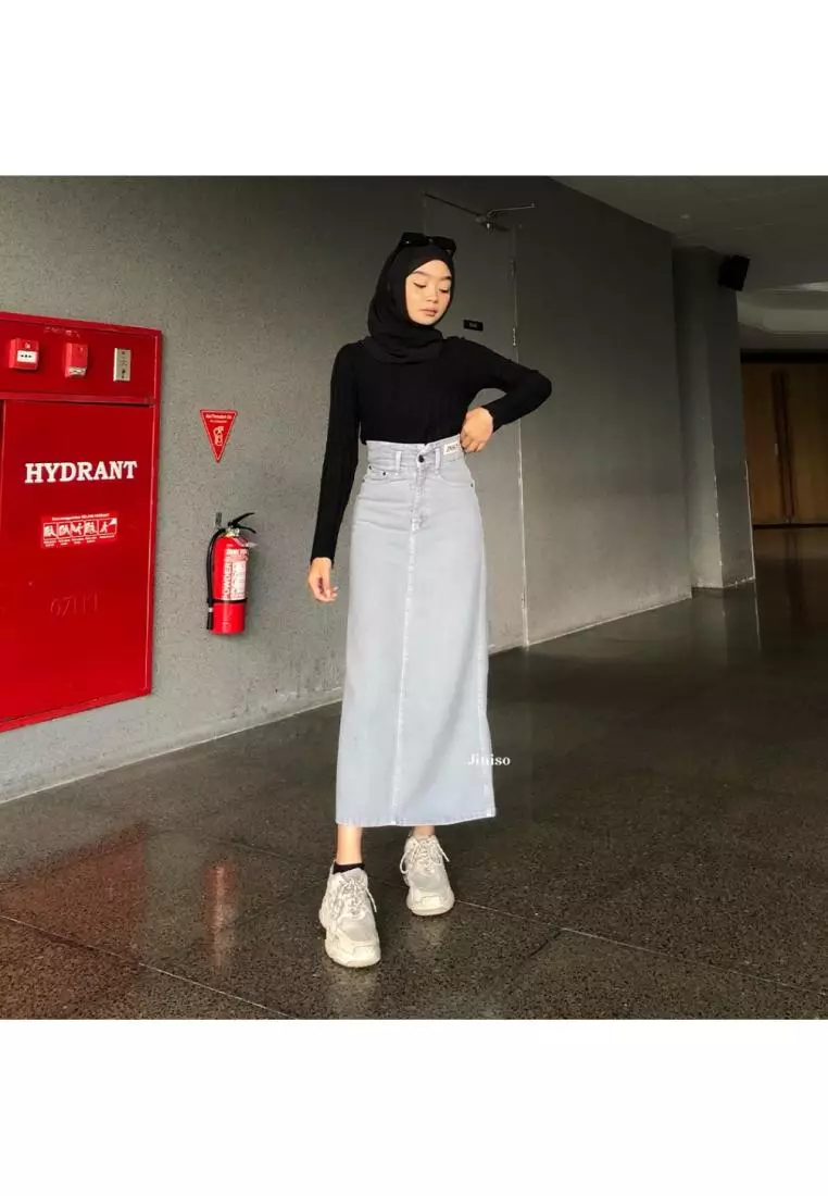 Highwaist Rok Slit Jeans Panjang 999 SEVENTY