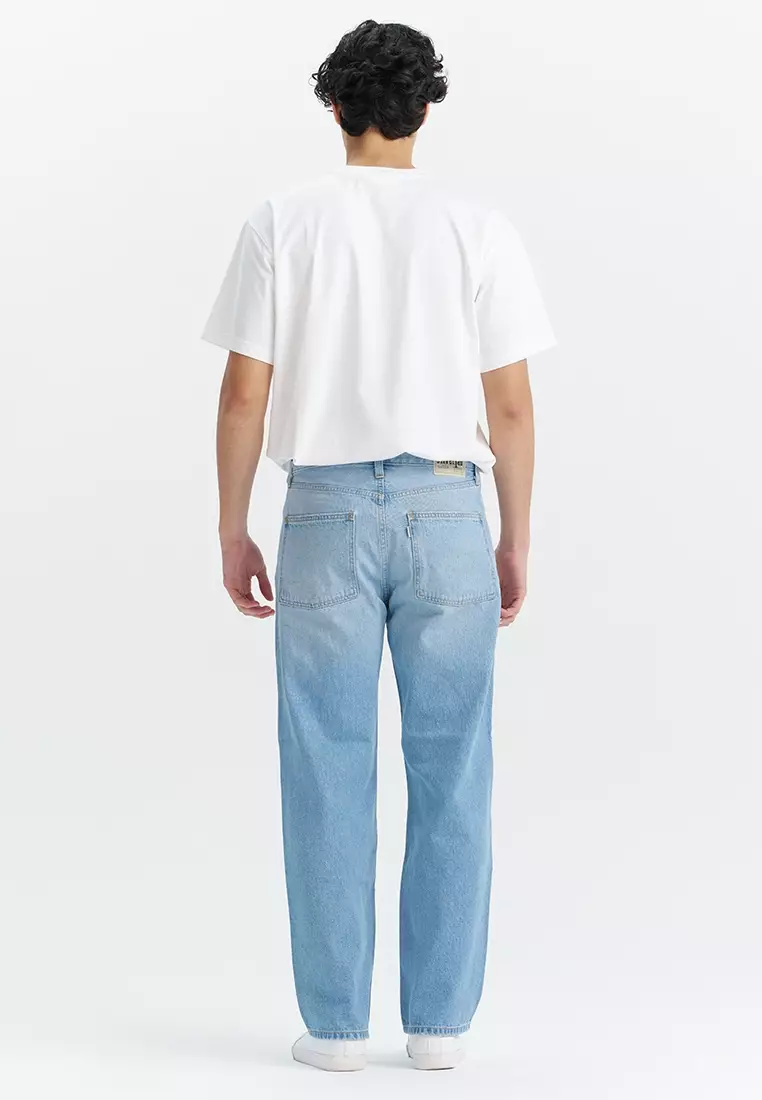 Levi’s® Men's SILVERTAB Mid-Rise Loose Wide Leg Jeans