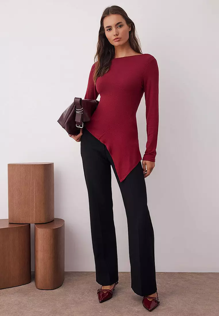 Asymmetric Knitted Blouse