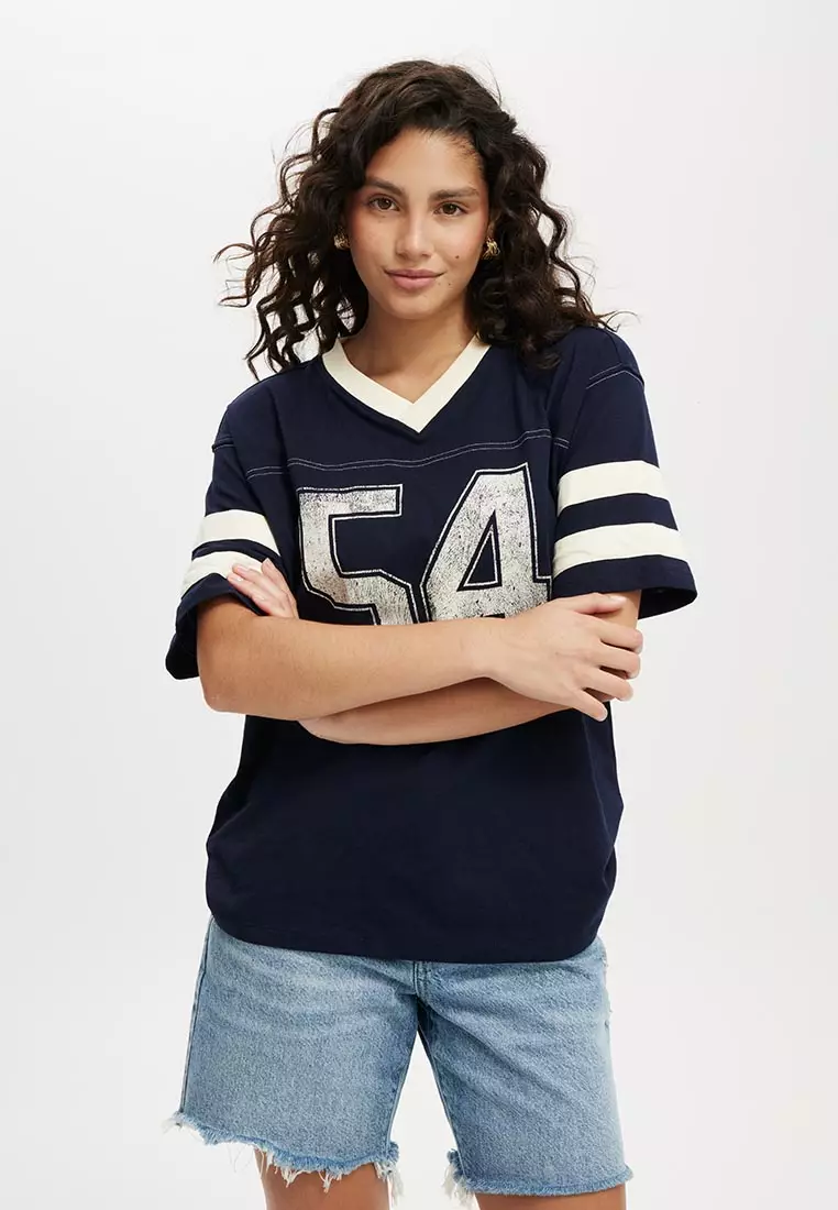 V-Neck Oversized Graphic Tee