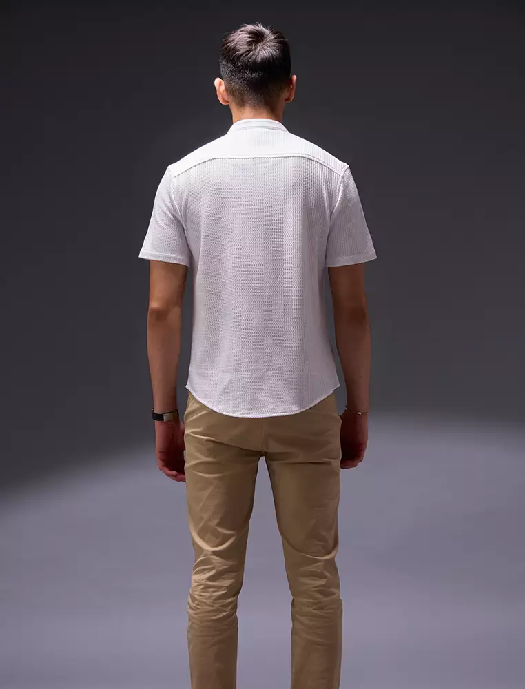 OXCON kemeja Tangan Pendek Waffle Kerah Collarless Putih